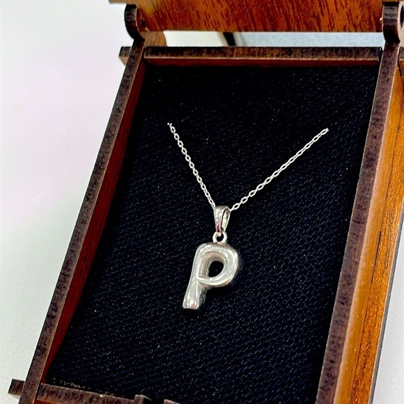 Brand New Sterling Silver 925 3D Bubble Letter Necklace Monogram Balloon "P" - Picture 6 of 15